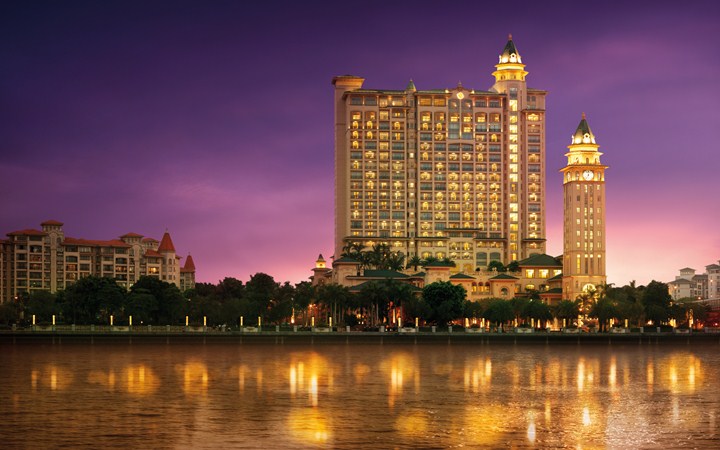 Chateau Star River