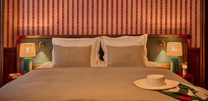 King bed